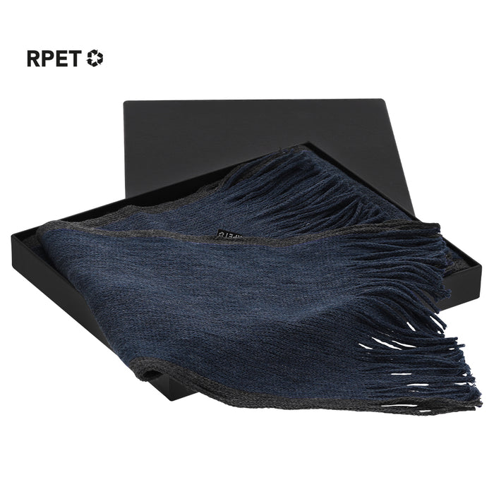 Scarf with Contrast Edges