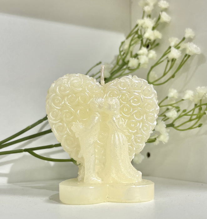Couple in Roses Heart Candle