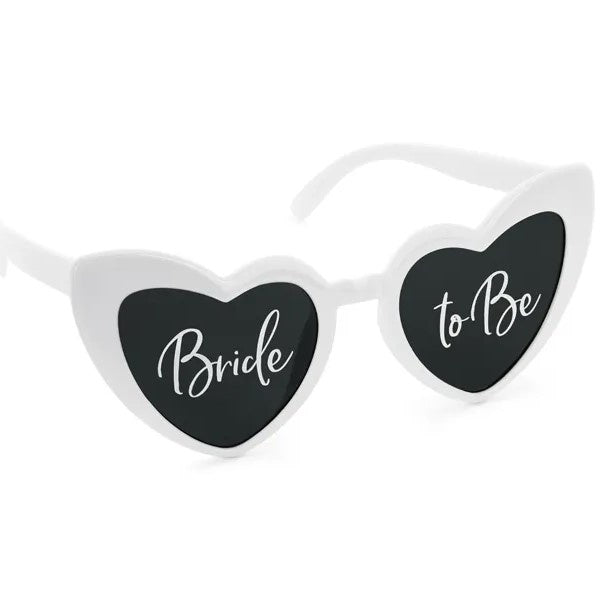 Heart-shaped glasses with ''Bride to Be'' inscription, white