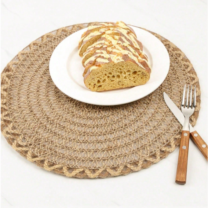 Round Table Mats - Lace Design