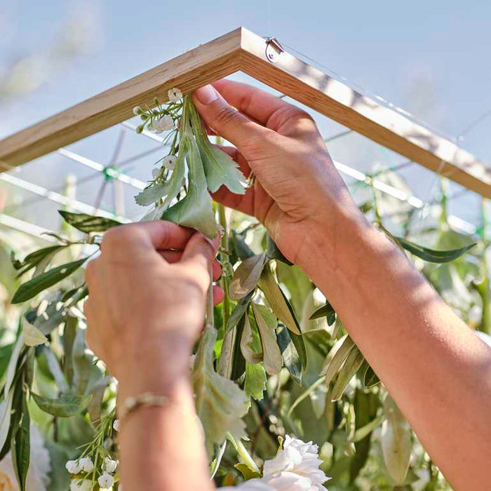 Wooden Foliage Hanging Grid